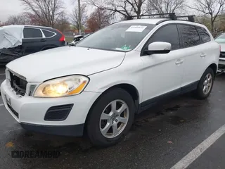 2012 Volvo XC60 3.2L с VIN YV4952DL5C2294865, выставлен на аукционе IAAI как лот 41941625 с пробегом 180 020 миль миль и . История ставок и продаж доступна на DreamBid. Изображение 2.