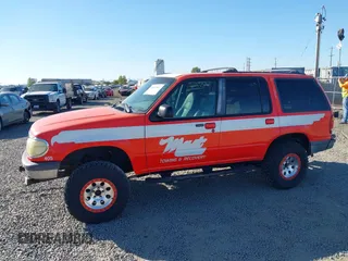 1998 Ford Explorer XL z VIN 1FMZU34E7WZB09834, wystawiony jako IAAI lot #42661901 z przebiegiem 151 236 mil mil oraz . Historia ofert i sprzedaży dostępna na DreamBid. Obrazek 6.