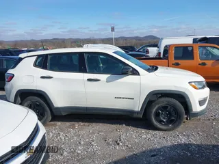 2018 Jeep Compass Sport with VIN 3C4NJCABXJT263332, listed as a IAAI auction lot 41554259 with 91,156 mi miles and . Bid and sale history available at DreamBid. Image 13.