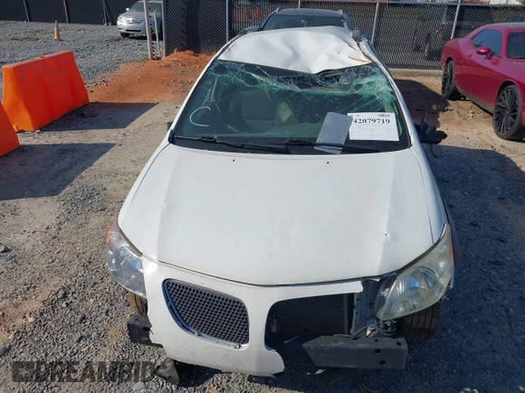 2007 Pontiac Vibe with VIN 5Y2SL65887Z425053, listed as a IAAI auction lot 42079719 with 1 mi miles. Bid and sale history available at carsss.com. Image 6.