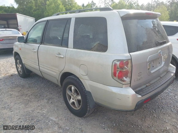 2006 Honda Pilot EX-L with VIN 5FNYF28506B005092, listed as a IAAI auction lot 42083249 with 199,361 mi miles. Bid and sale history available at carsss.com. Image 3.