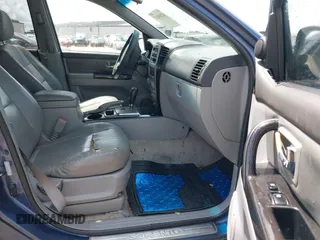 2007 Kia Sorento LX z VIN KNDJD736275669319, wystawiony jako IAAI lot #42369267 z przebiegiem 248 999 mil mil oraz . Historia ofert i sprzedaży dostępna na DreamBid. Obrazek 5.