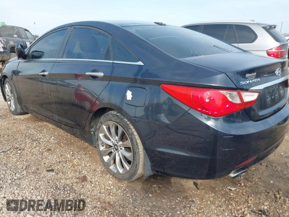 2012 Hyundai Sonata SE with VIN 5NPEC4AB9CH444313, listed as a IAAI auction lot 42068568 with 133,494 mi miles and . Bid and sale history available at carsss.com. Image 3.