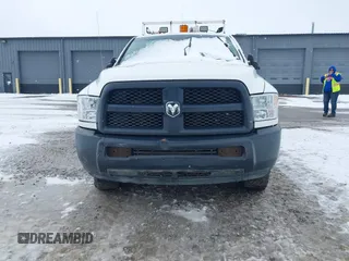 2014 Ram 2500 z VIN 3C7WR5AJ3EG225104, wystawiony jako IAAI lot #41397520 z przebiegiem 128 477 mil mil oraz . Historia ofert i sprzedaży dostępna na DreamBid. Obrazek 6.