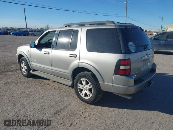 2008 Ford Explorer XLT with VIN 1FMEU73848UA69018, listed as a IAAI auction lot 41224731 with 174,418 mi miles and . Bid and sale history available at carsss.com. Image 3.