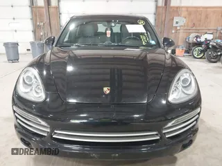 2014 Porsche Cayenne Diesel with VIN WP1AF2A25ELA45518, listed as a IAAI auction lot 42537736 with 210,836 mi miles and . Bid and sale history available at DreamBid. Image 12.