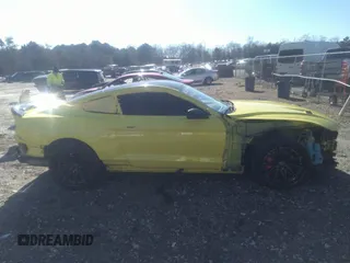 2021 Ford Mustang GT z VIN 1FA6P8CF3M5147061, wystawiony jako IAAI lot #41588962 z przebiegiem 39 201 mil mil oraz . Historia ofert i sprzedaży dostępna na DreamBid. Obrazek 14.