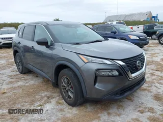 2021 Nissan Rogue S z VIN 5N1AT3AA7MC719752, wystawiony jako IAAI lot #40639218 z przebiegiem 28 140 mil mil oraz . Historia ofert i sprzedaży dostępna na DreamBid. Obrazek 1.