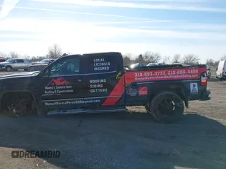 2016 GMC Sierra 2500HD Denali z VIN 1GT12UE80GF115452, wystawiony jako IAAI lot #41537973 z przebiegiem 182 800 mil mil oraz . Historia ofert i sprzedaży dostępna na DreamBid. Obrazek 14.