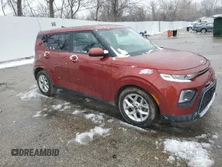 2020 Kia Soul S with VIN KNDJ23AU2L7102171, listed as a Copart auction lot 45152505 with 39,090 mi miles and Salvage Title. Bid and sale history available at carsss.com. Image 4.