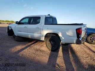 2020 Toyota Tacoma SR5 z VIN 3TMAZ5CN2LM115831, wystawiony jako Copart lot #59134155 z przebiegiem 116 532 mil mil oraz Szkoda całkowita • Salvage title. Historia ofert i sprzedaży dostępna na DreamBid. Obrazek 2.