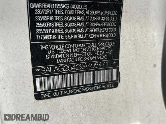 2009 Land Rover LR3 HSE with VIN SALAG25429A495471, listed as a Copart auction lot 61038485 with 201,193 mi miles and Clean title. Bid and sale history available at DreamBid. Image 10.