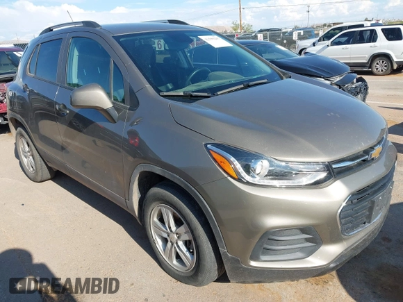 2022 Chevrolet Trax LT with VIN KL7CJPSM0NB568096, listed as a IAAI auction lot 42595207 with 30,128 mi miles and . Bid and sale history available at DreamBid. Image 1.