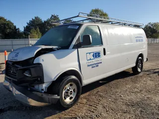 2014 GMC Savana z VIN 1GTW7GBA9E1114584, wystawiony jako Copart lot #74896904 z przebiegiem 89 328 mil mil oraz Szkoda całkowita • Salvage title. Historia ofert i sprzedaży dostępna na DreamBid. Obrazek 1.