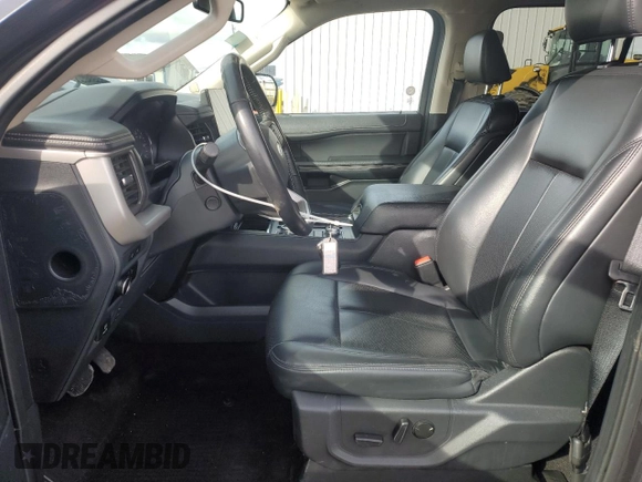 2023 Ford Expedition Max XLT with VIN 1FMJK1J83PEA16291, listed as a Copart auction lot 49261275 with 65,725 mi miles and Clean title. Bid and sale history available at DreamBid. Image 7.