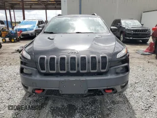 2018 Jeep Cherokee Trailhawk with VIN 1C4PJMBB0JD500672, listed as a Copart auction lot 63207915 with 72,954 mi miles and Salvage title. Bid and sale history available at DreamBid. Image 5.