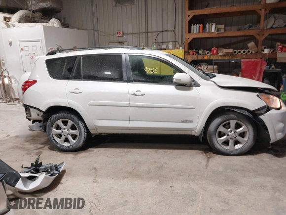2011 Toyota RAV4 Ltd with VIN 2T3DK4DV3BW045652, listed as a IAAI auction lot 41399253 with 221,225 mi miles. Bid and sale history available at carsss.com. Image 13.
