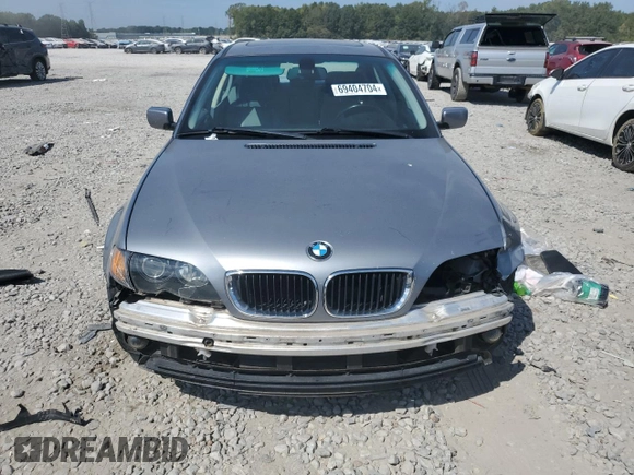 2005 BMW 3 Series 325i with VIN WBAET37415NJ84914, listed as a Copart auction lot 69404704 with 175,029 mi miles and Salvage Title. Bid and sale history available at carsss.com. Image 5.