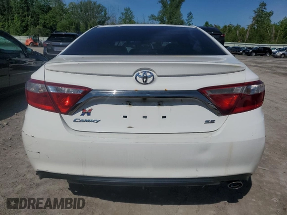 2017 Toyota Camry XLE z VIN 4T1BF1FK9HU337269, wystawiony jako Copart lot #58784995 z przebiegiem Nie podano mil oraz Szkoda całkowita • Salvage title. Historia ofert i sprzedaży dostępna na DreamBid. Obrazek 6.