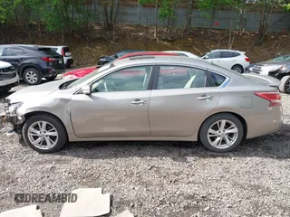 2013 Nissan Altima SV with VIN 1N4AL3AP2DN434914, listed as a IAAI auction lot 42344723 with 182,200 mi miles and . Bid and sale history available at DreamBid. Image 14.