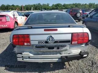 2006 Ford Mustang Standard with VIN 1ZVFT80NX65177384, listed as a Copart auction lot 61959365 with 154,748 mi miles and Salvage title. Bid and sale history available at DreamBid. Image 6.