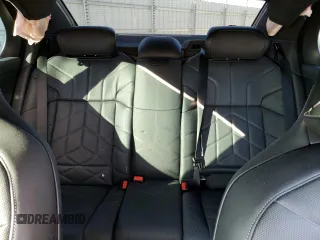 2024 BMW i7 eDrive50 z VIN WBY43EJ09RCP90865, wystawiony jako Copart lot #71088294 z przebiegiem Nie podano mil oraz Szkody całkowita. Historia ofert i sprzedaży dostępna na DreamBid. Obrazek 10.