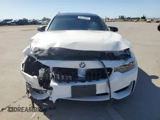 2018 BMW M3 z VIN WBS8M9C54J5J77957, wystawiony jako Copart lot #56768985 z przebiegiem 85 128 mil mil oraz Szkoda całkowita • Salvage title. Historia ofert i sprzedaży dostępna na DreamBid. Obrazek 5.