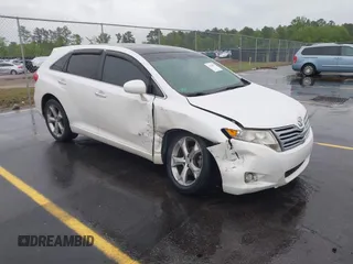 2010 Toyota Venza with VIN 4T3BK3BB0AU040935, listed as a IAAI auction lot 41976670 with 96,861 mi miles. Bid and sale history available at carsss.com. Image 1.