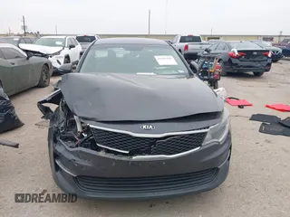 2017 Kia Optima LX z VIN 5XXGT4L33HG131596, wystawiony jako IAAI lot #41591166 z przebiegiem 105 084 mil mil oraz . Historia ofert i sprzedaży dostępna na DreamBid. Obrazek 12.