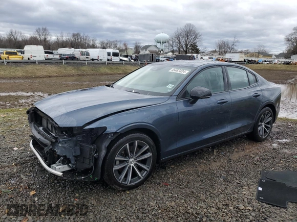 2022 Volvo S60 Momentum with VIN 7JRL12TZ7NG192016, listed as a Copart auction lot 45467324 with 10,928 mi miles. Bid and sale history available at carsss.com. Image 1.