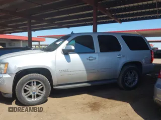2013 Chevrolet Tahoe LS with VIN 1GNSCAE03DR179027, listed as a IAAI auction lot 42096434 with 205,143 mi miles and . Bid and sale history available at DreamBid. Image 14.