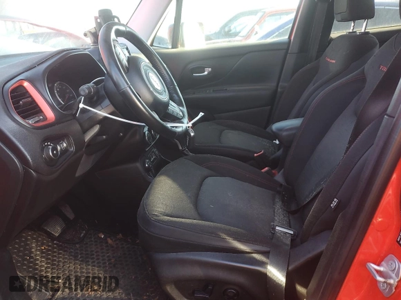 2017 Jeep Renegade Trailhawk with VIN ZACCJBCB1HPG54076, listed as a Copart auction lot 41420795 with 131,371 mi miles and Salvage title. Bid and sale history available at DreamBid. Image 7.