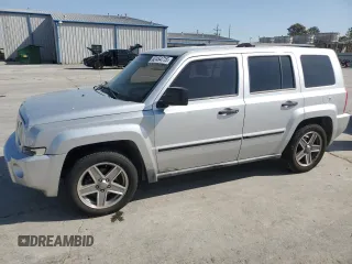 2007 Jeep Patriot Sport with VIN 1J8FF28W97D325271, listed as a Copart auction lot 52454715 with 182,358 mi miles and Clean Title. Bid and sale history available at DreamBid. Image 1.