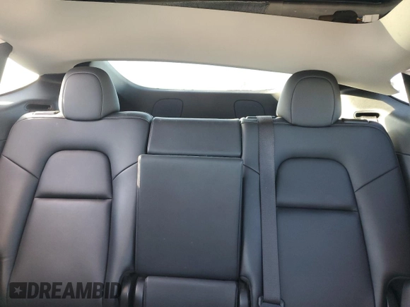 2021 Tesla Model Y Long Range with VIN 5YJYGDEE0MF274042, listed as a Copart auction lot 48383055 with 39,264 mi miles and Salvage Title. Bid and sale history available at DreamBid. Image 10.