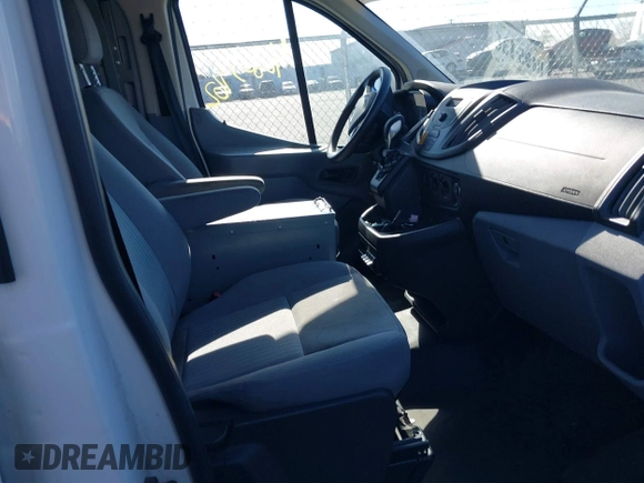 2018 Ford Transit z VIN 1FTYR2YM8JKB17665, wystawiony jako IAAI lot #40803462 z przebiegiem 129 703 mil mil oraz . Historia ofert i sprzedaży dostępna na DreamBid. Obrazek 5.