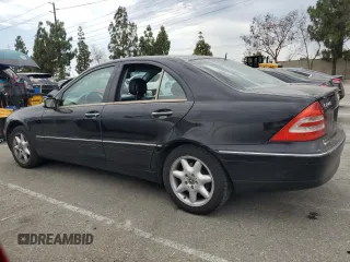 2001 Mercedes-Benz C 230/260/280/320 с VIN WDBRF61J21F056499, выставлен на аукционе Copart как лот 65673225 с пробегом 150 300 миль миль и Чистый • Clean title. История ставок и продаж доступна на DreamBid. Изображение 2.