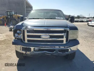 2006 Ford F-250 XL z VIN 1FTSX21P26EB66849, wystawiony jako Copart lot #47674665 z przebiegiem 135 771 mil mil oraz Szkoda całkowita • Salvage title. Historia ofert i sprzedaży dostępna na DreamBid. Obrazek 5.