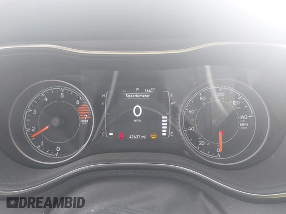 2019 Jeep Cherokee Latitude with VIN 1C4PJLCB8KD366438, listed as a IAAI auction lot 41851154 with 47,637 mi miles. Bid and sale history available at carsss.com. Image 7.