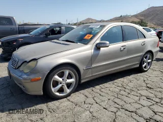 2004 Mercedes-Benz C 230 Kompressor z VIN WDBRF40JX4F549275, wystawiony jako Copart lot #60458595 z przebiegiem Nie podano mil oraz Szkoda całkowita • Salvage title. Historia ofert i sprzedaży dostępna na DreamBid. Obrazek 1.