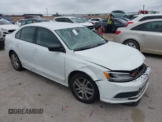 2015 Volkswagen Jetta S с VIN 3VW2K7AJ2FM351000, выставлен на аукционе IAAI как лот 42150377 с пробегом 99 600 миль миль и . История ставок и продаж доступна на DreamBid. Изображение 1.