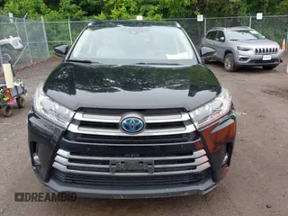 2018 Toyota Highlander Hybrid Limited with VIN 5TDDGRFH1JS050550, listed as a IAAI auction lot 42524426 with 179,408 mi miles and . Bid and sale history available at DreamBid. Image 12.