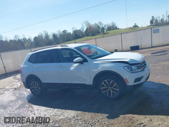 2021 Volkswagen Tiguan S с VIN 3VV1B7AX6MM107853, выставлен на аукционе IAAI как лот 41854767 с пробегом 67 569 миль миль и . История ставок и продаж доступна на DreamBid. Изображение 13.