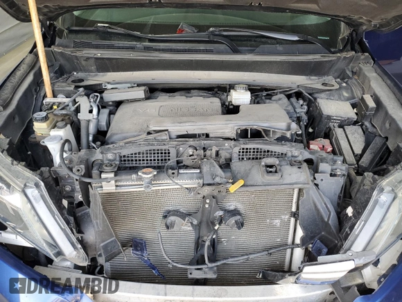 2017 Nissan Pathfinder SV with VIN 5N1DR2MM9HC902958, listed as a Copart auction lot 53950335 with 157,553 mi miles and Salvage title. Bid and sale history available at DreamBid. Image 12.