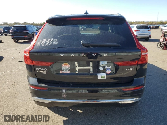 2022 Volvo XC60 Inscription with VIN YV4L12RLXN1083521, listed as a Copart auction lot 42866935 with 34,749 mi miles and Salvage title. Bid and sale history available at DreamBid. Image 6.