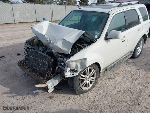 2010 Mercury Mariner Premier with VIN 4M2CN8HG3AKJ15125, listed as a IAAI auction lot 41440858 with 1 mi miles. Bid and sale history available at carsss.com. Image 17.