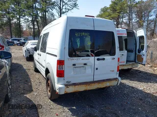 2013 Ford Transit Connect XLT z VIN NM0LS6BN6DT176622, wystawiony jako IAAI lot #41779142 z przebiegiem 211 004 mil mil oraz . Historia ofert i sprzedaży dostępna na DreamBid. Obrazek 3.