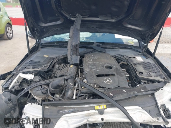 2016 Mercedes-Benz C 300 z VIN 55SWF4JB8GU131378, wystawiony jako IAAI lot #42206961 z przebiegiem Nie podano mil oraz . Historia ofert i sprzedaży dostępna na DreamBid. Obrazek 10.
