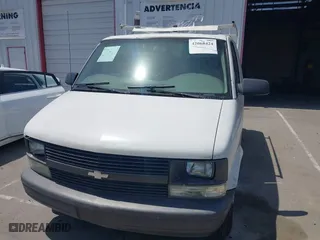 2004 Chevrolet Astro Cargo Van with VIN 1GCDM19X84B110316, listed as a IAAI auction lot 42068424 with 238,005 mi miles. Bid and sale history available at carsss.com. Image 12.