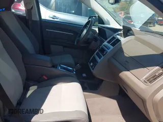 2009 Dodge Journey SXT with VIN 3D4GG57V39T522388, listed as a IAAI auction lot 41909709 with 208,738 mi miles. Bid and sale history available at carsss.com. Image 5.