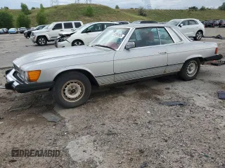 1977 Mercedes-Benz SLC с VIN 10702412017236, выставлен на аукционе Copart как лот 62397525 с пробегом 231 870 миль миль и Чистый • Clean title. История ставок и продаж доступна на DreamBid. Изображение 1.